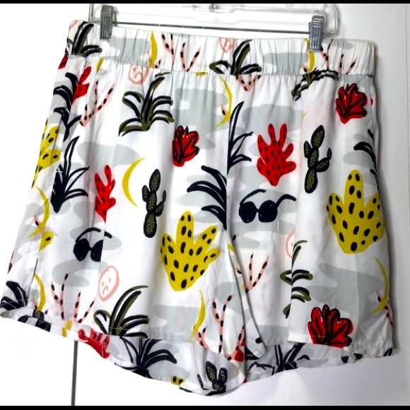 Monki cactus print high waisted shorts w/ pockets - Picture 1 of 6